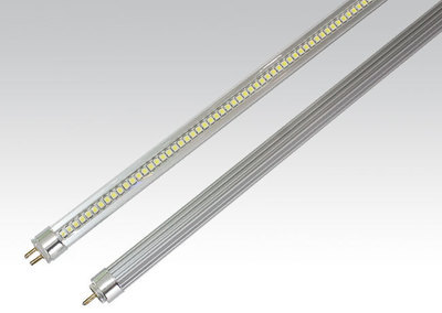 经济高效之选 谭胜群T5LED日光灯12W一体化支架灯详解