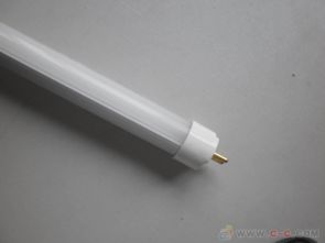 深圳厂家红外感应LED灯管价格解析 智能感应LED日光灯的选购指南